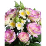 BOUQUET ROSAS LILYS Y CAPULLOS 57CM - Imagen 8
